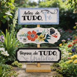 Placa Decorativa de Mesa em MDF Frase Antes de Tudo F� Depois de Tudo Gratid�o