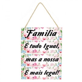 Placa decorativa em mdf e corda frase  nossa familia cod 039